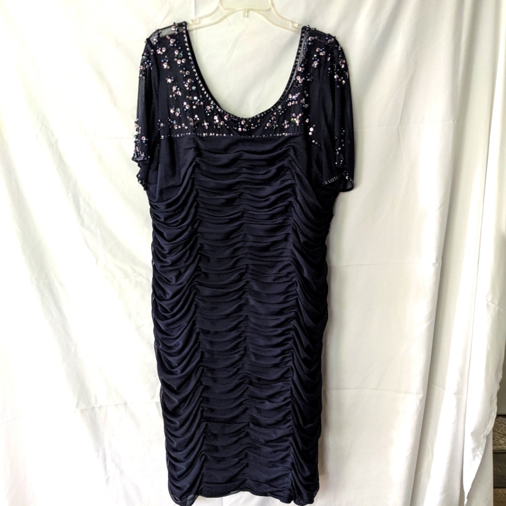 Plus size 20W Adrianna Papell Cocktail Dress